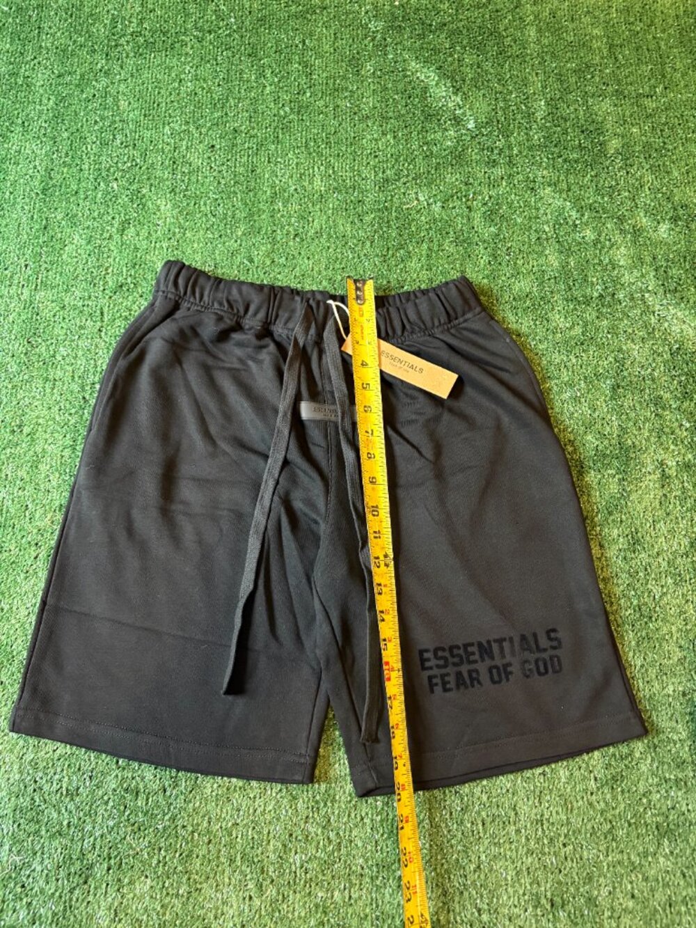 Essentials Fear Of God Black Shorts NWT - Picture 5 of 6